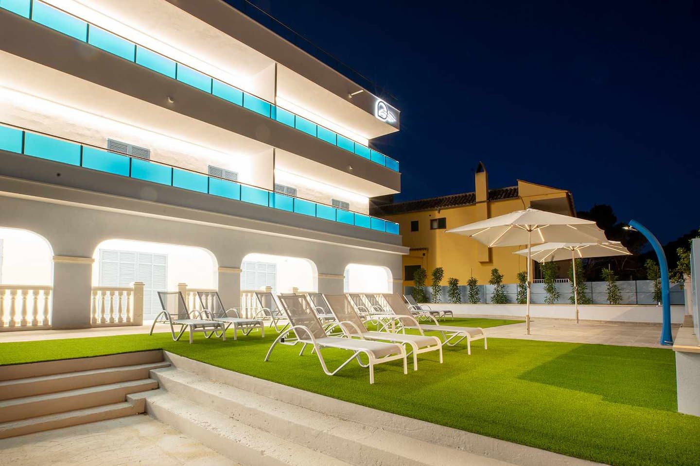 Cover Dols Mar Apartments 3